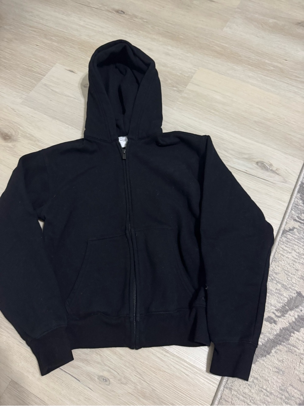 Aritzia Black Full-Zip Hoodie